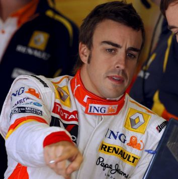 Fernando Alonso abandona Renault