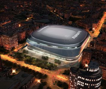 Vista area del nuevo estadio, en el que se distinguen la cubierta y la explanada peatonal de la fachada oeste