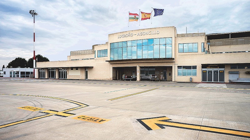 El aeropuerto de Logroño-Agoncillo tuvo 1.378 viajeros en el mes de diciembre · GENTE