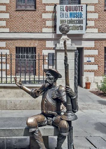 Don Quijote, a las puertas de la Casa de Cervantes