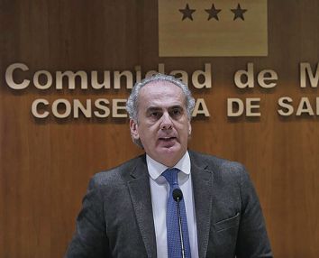 Enrique Ruiz Escudero critic al Ministerio de Sanidad