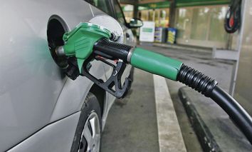 La rebaja en el precio del combustible se prorroga hasta el 31 de diciembre
