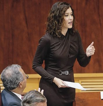 Isabel Díaz Ayuso, durante su intervención en la Asamblea