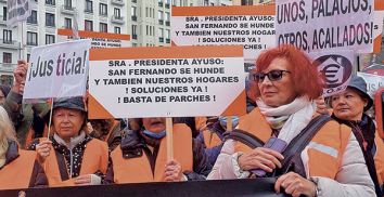 Manifestantes en la Puerta del Sol