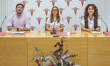 De izq. a dcha.: José Manuel Castro, Aída Castillejo y Mónica Carazo